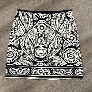 Banana Republic Black and White Patterned Mini Skirt